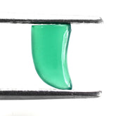 GREEN ONYX PLAIN HORN SHAPE 7.70X4.20MM 0.98 Cts.
