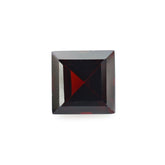 DARK RED GARNET CUT SQUARE 5MM 0.85 Cts.