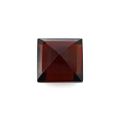 DARK RED GARNET CUT SQUARE 5MM 0.85 Cts.