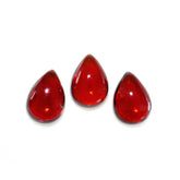 RED GARNET PLAIN PEAR CAB 7X5MM 1.00 Cts.