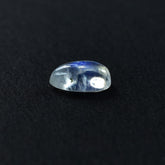 RAINBOW MOONSTONE PEAR CAB (CLEAN TO SI) 7.00X5.00 MM 0.73 Cts.