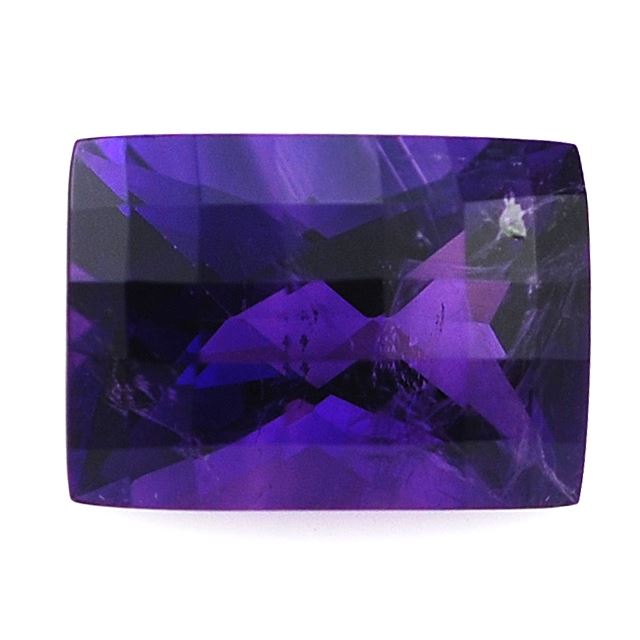 AFRICAN AMETHYST CHESS CUT BAGUETTES 14X10MM 7.60 Cts.