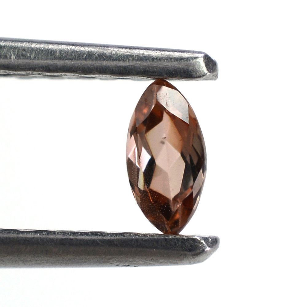 ANDALUSITE CUT MARQUISE 5X2.50MM 0.14 Cts.