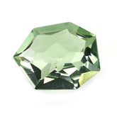 GREEN AMETHYST FREEFORM FACTED TOP (GEMSTONE BACK)FREE FORM (SPECIAL)(CLEAN) 18.60X15.00 MM 13.72 Cts.