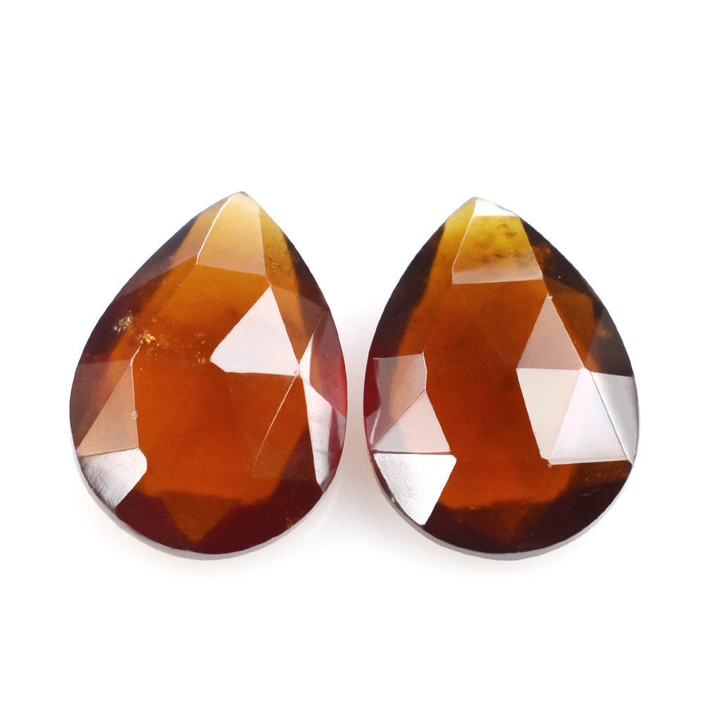 HESSONITE ROSE CUT BRIOLETTE PEAR (MILKY) 12X9MM 3.66 Cts.