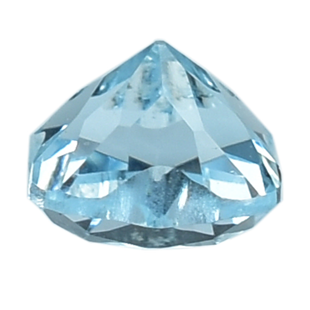 SKY BLUE TOPAZ CUT CLOVER 4MM (THICKNESS :-3.00-3.40MM) 0.49 Cts.