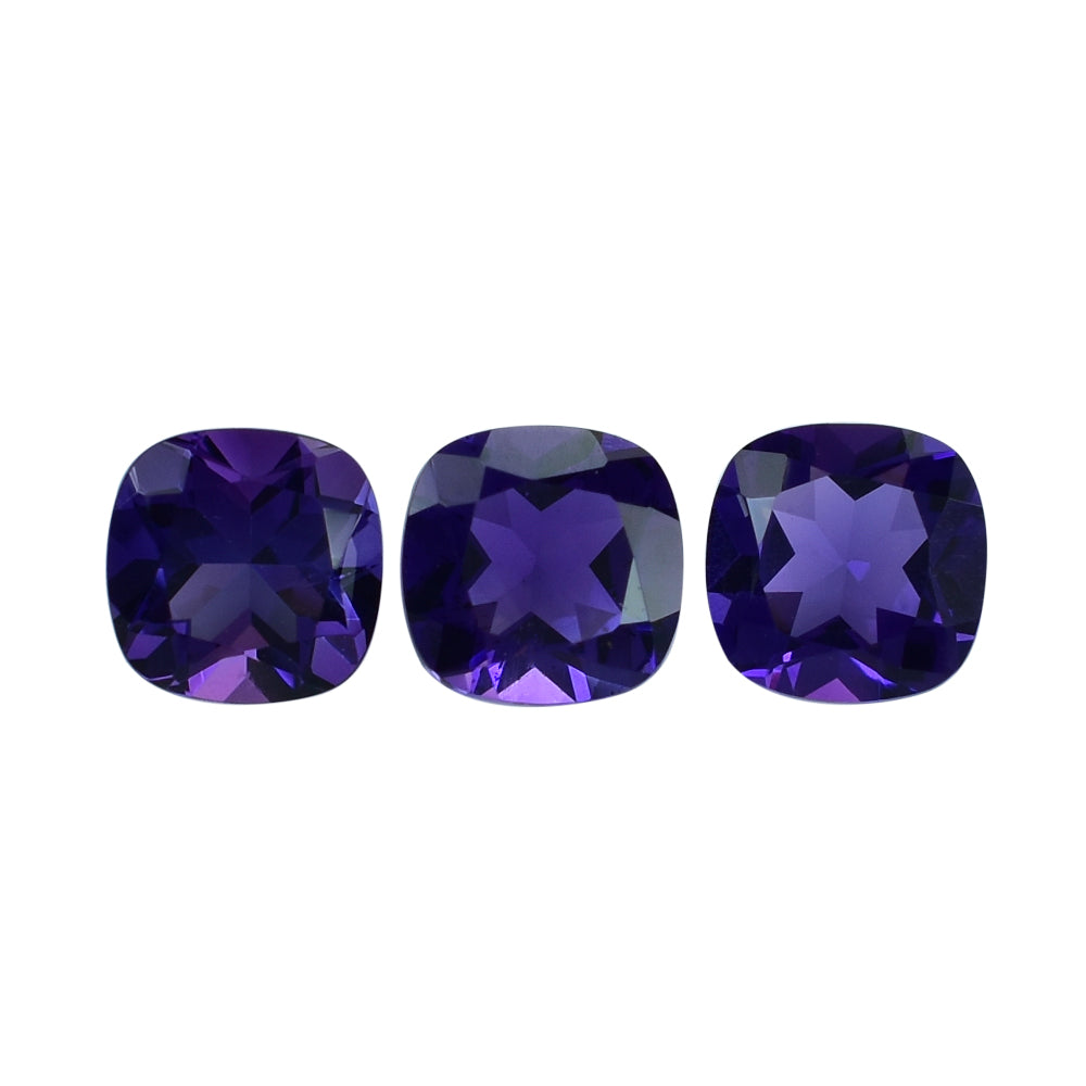 AFRICAN AMETHYST CUT CUSHION (AAA)(CLEAN) 5.00X5.00 MM 0.52 Cts.