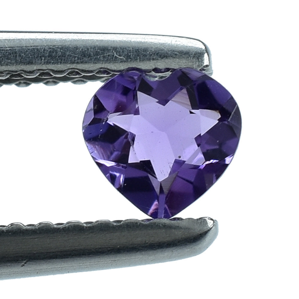 AFRICAN AMETHYST CUT HEART 4.50MM (AA) 0.27 Cts.