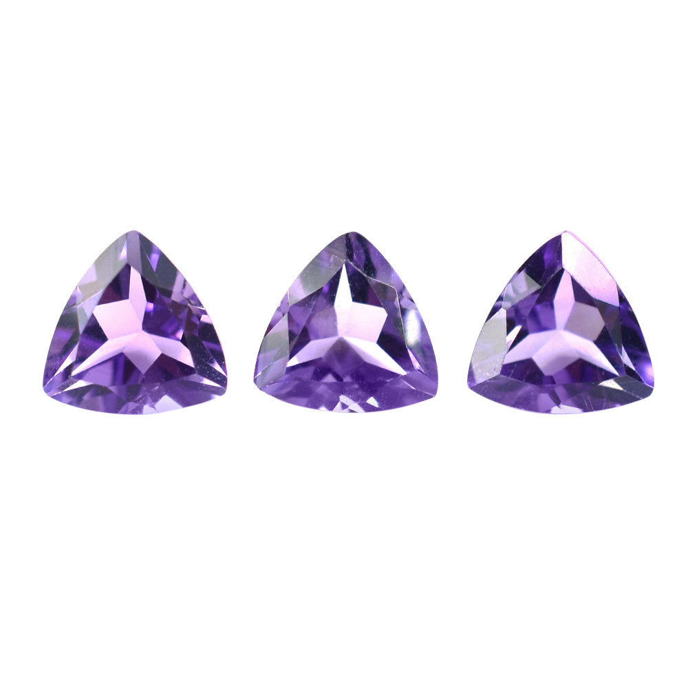 AMETHYST AFRICAN TRILLION CUT (AA/CLEAN) 5.00X5.00 MM 0.40 Cts