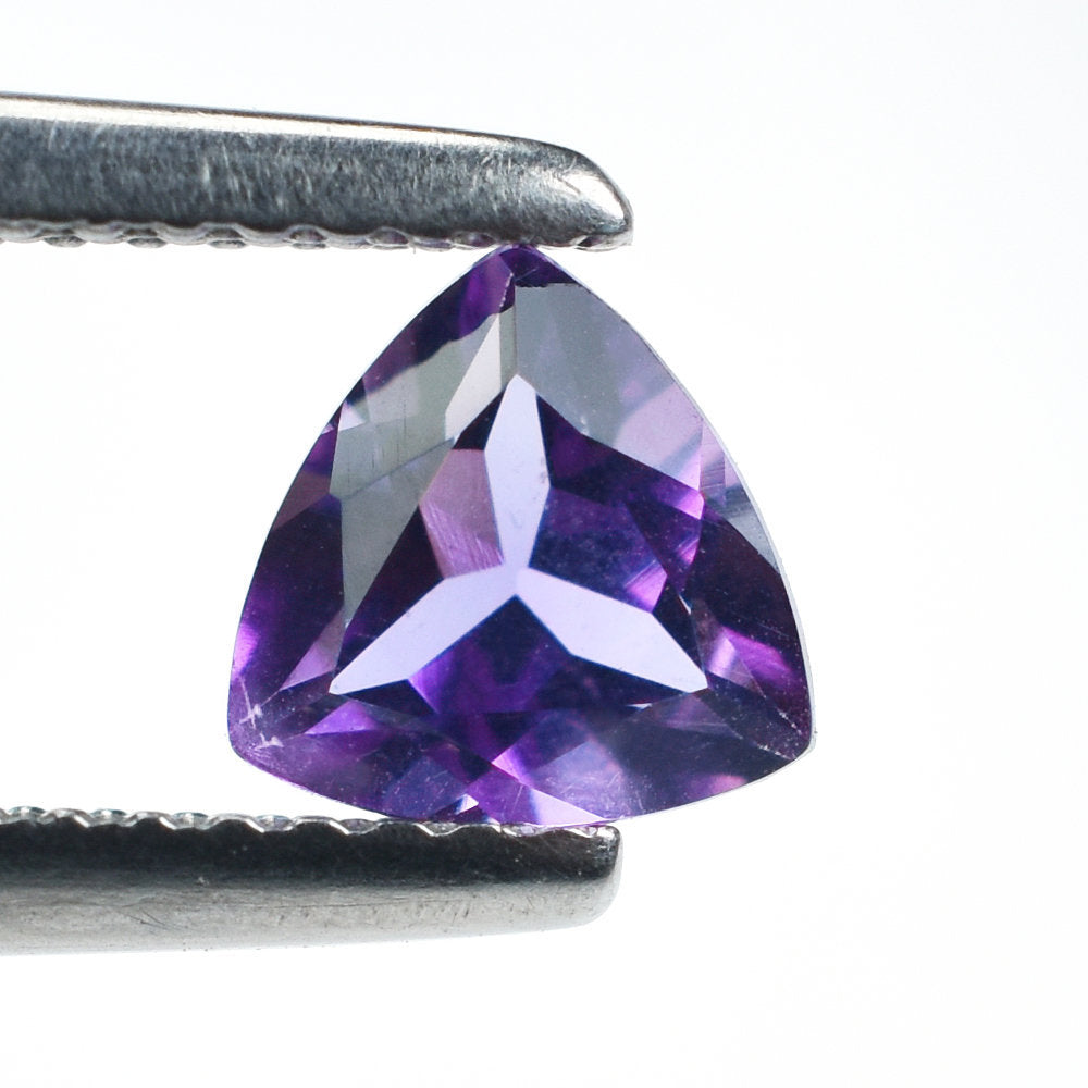 AFRICAN AMETHYST CUT TRILLION (AA\CLEAN) 6.00X6.00 MM 0.68 Cts.