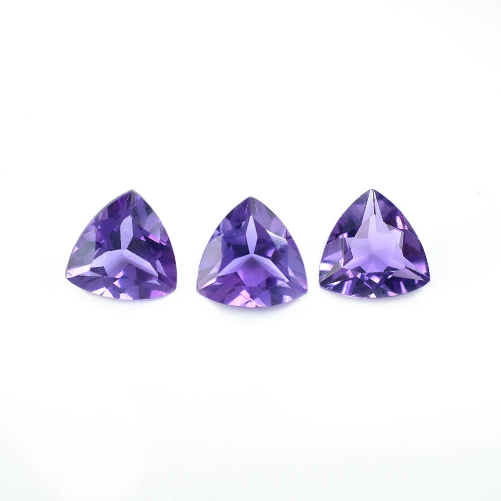 AFRICAN AMETHYST CUT TRILLION (AA\CLEAN) 6.00X6.00 MM 0.68 Cts.