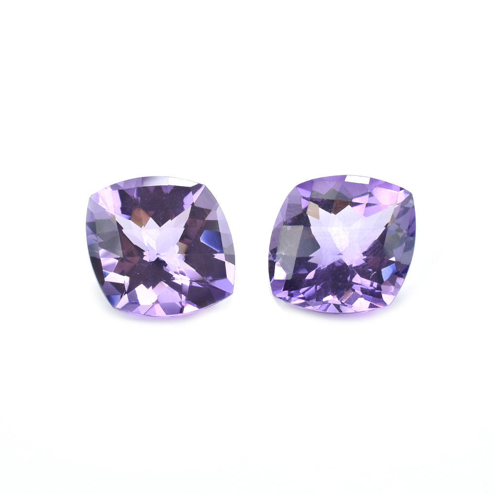 AMETHYST BRAZIL CHECKER TOP ONION (MEDIUM/) 18.00X16.00 MM 11.70 Cts.