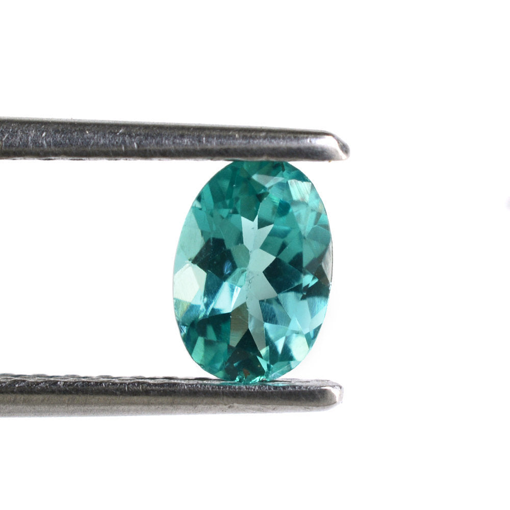 APATITE CUT OVAL (SI) 7X5MM 0.93 Cts.
