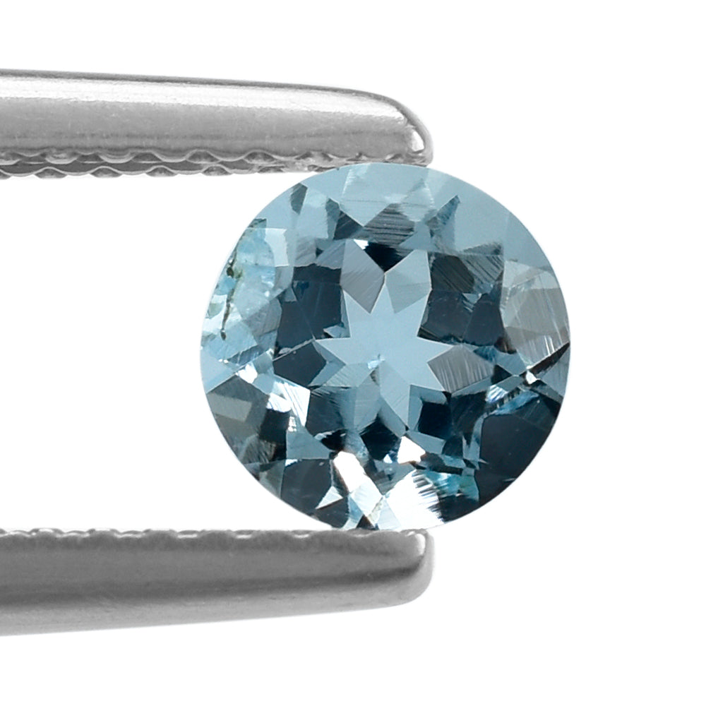 AQUAMARINE CUT ROUND (A+) (SI) 5.50MM 0.55 Cts.