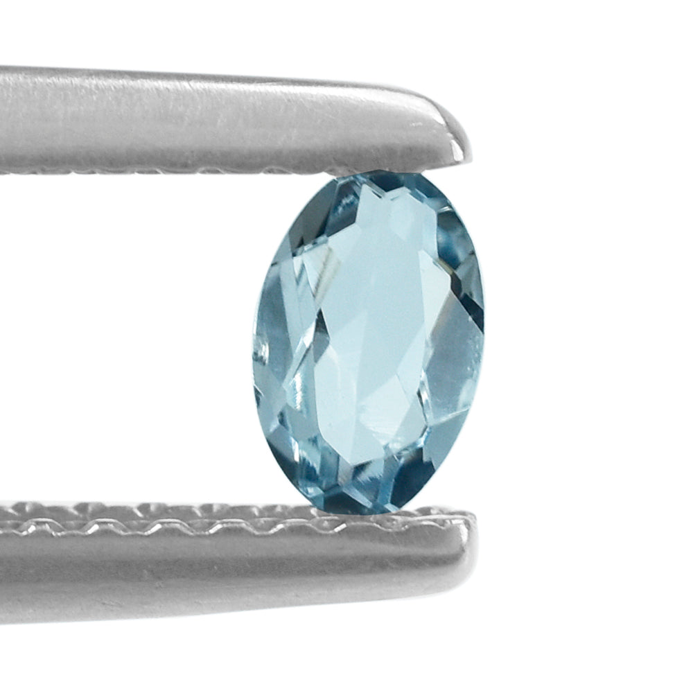AQUAMARINE CUT OVAL (A/SI-WINDOW) 5X3MM 0.18 Cts.