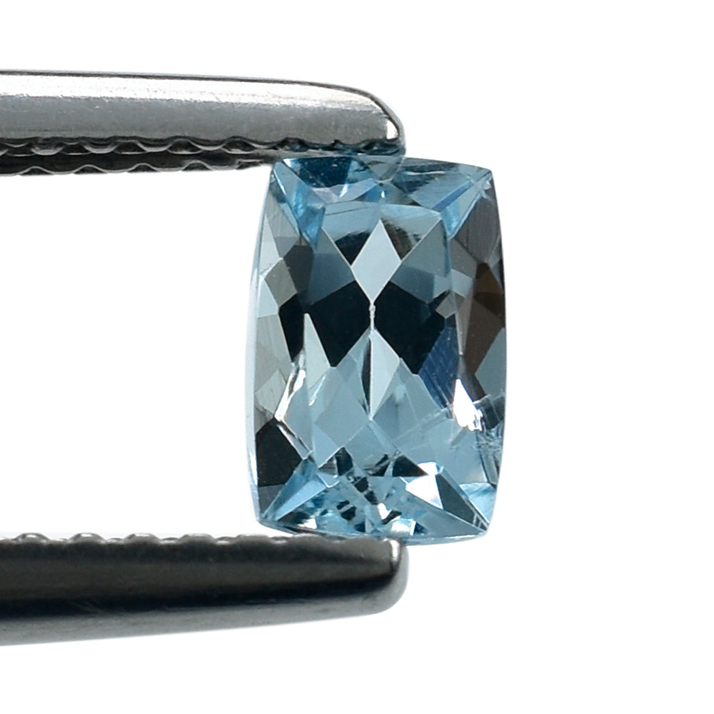 AQUAMARINE CUT CUSHION (A++) 6X4MM 0.50 Cts.