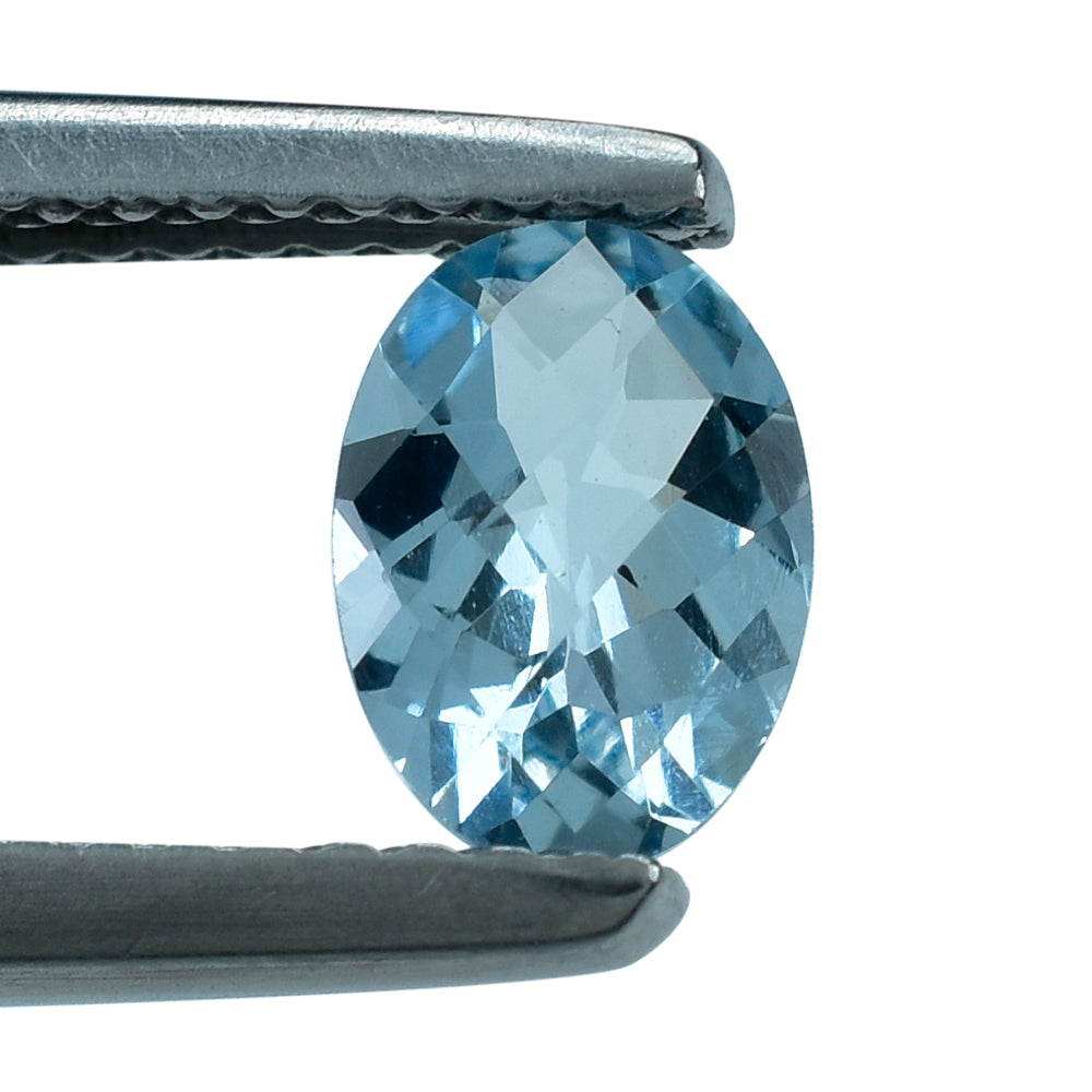 AQUAMARINE CHECEKR CUT OVAL (A++) 7X5MM 0.61 Cts.