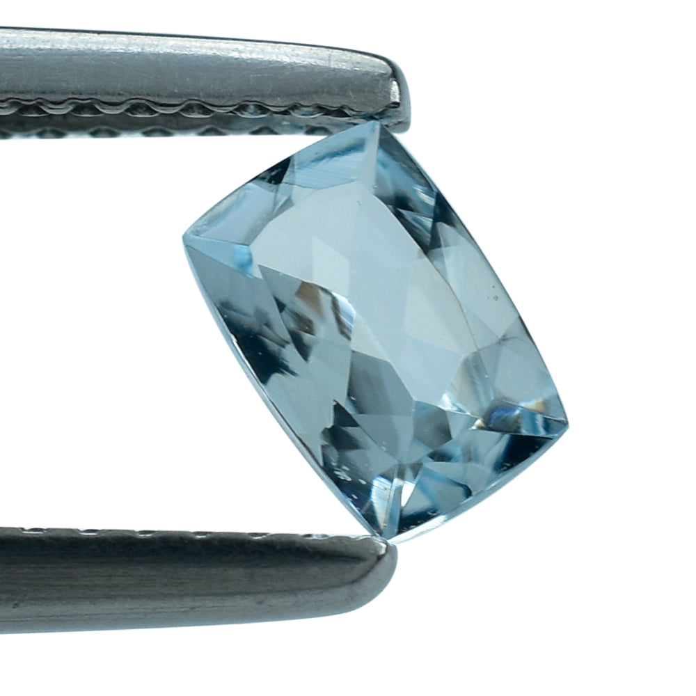 AQUAMARINE CUT CUSHION (A) 6X4MM 0.53 Cts.