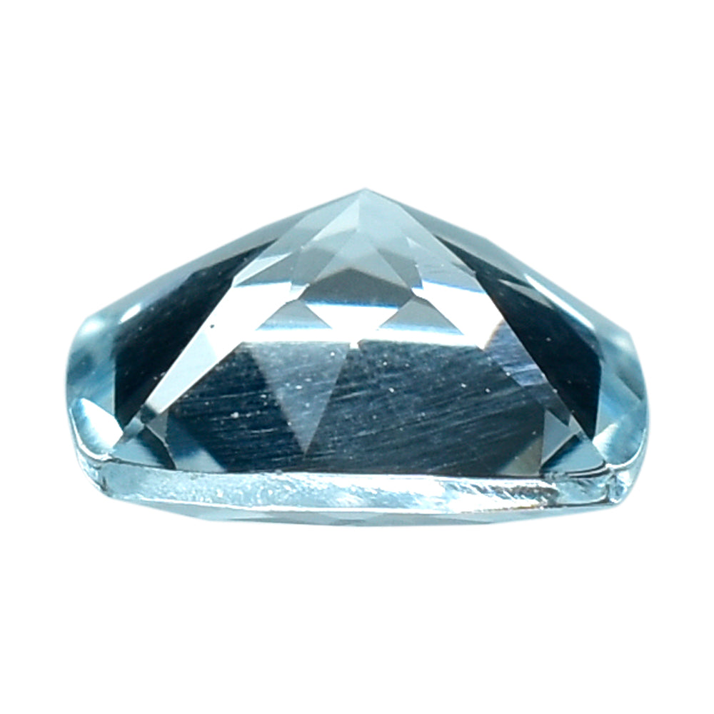 AQUAMARINE ANTIC CUT CUSHION (C) (WINDOW) 6MM 0.68 Cts.