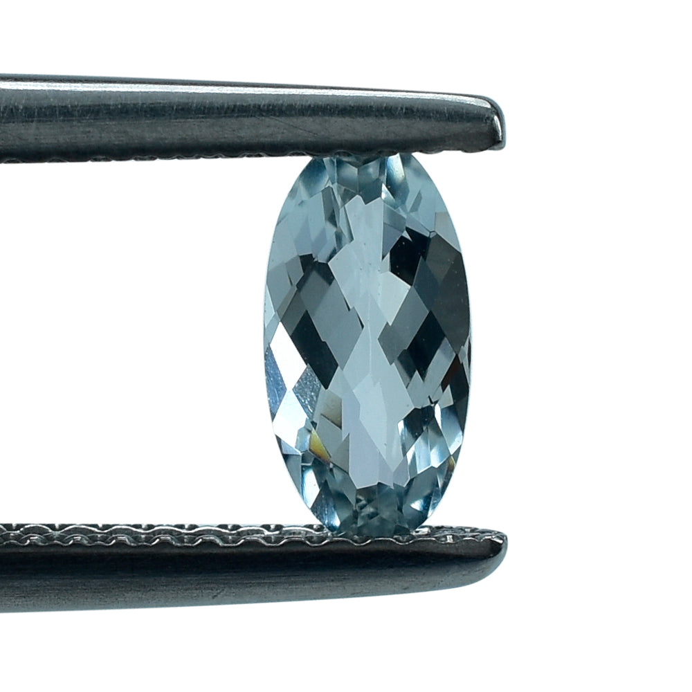 AQUAMARINE CHECKER CUT OVAL (C) 8X4MM 0.70 Cts.