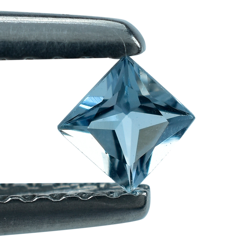 AQUAMARINE PRINCESS CUT SQUARE (A++/SI) 3MM 0.11 Cts.