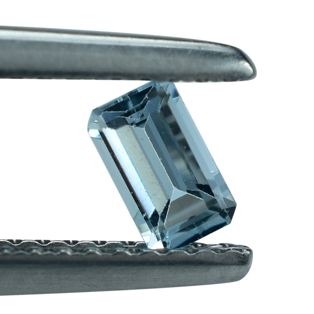 AQUAMARINE CUT OCTAGON (A++/SI) 5X3MM 0.24 Cts.