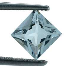 AQUAMARINE PRINCESS CUT SQUARE (C) 8MM 1.80 Cts.