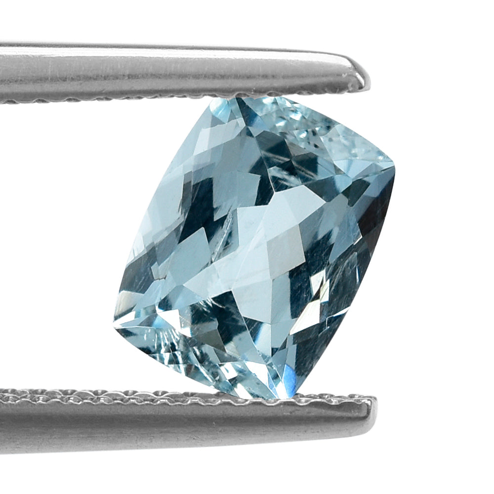 AQUAMARINE CUT CUSHION (A+/SI) 8X6MM 1.35 Cts.