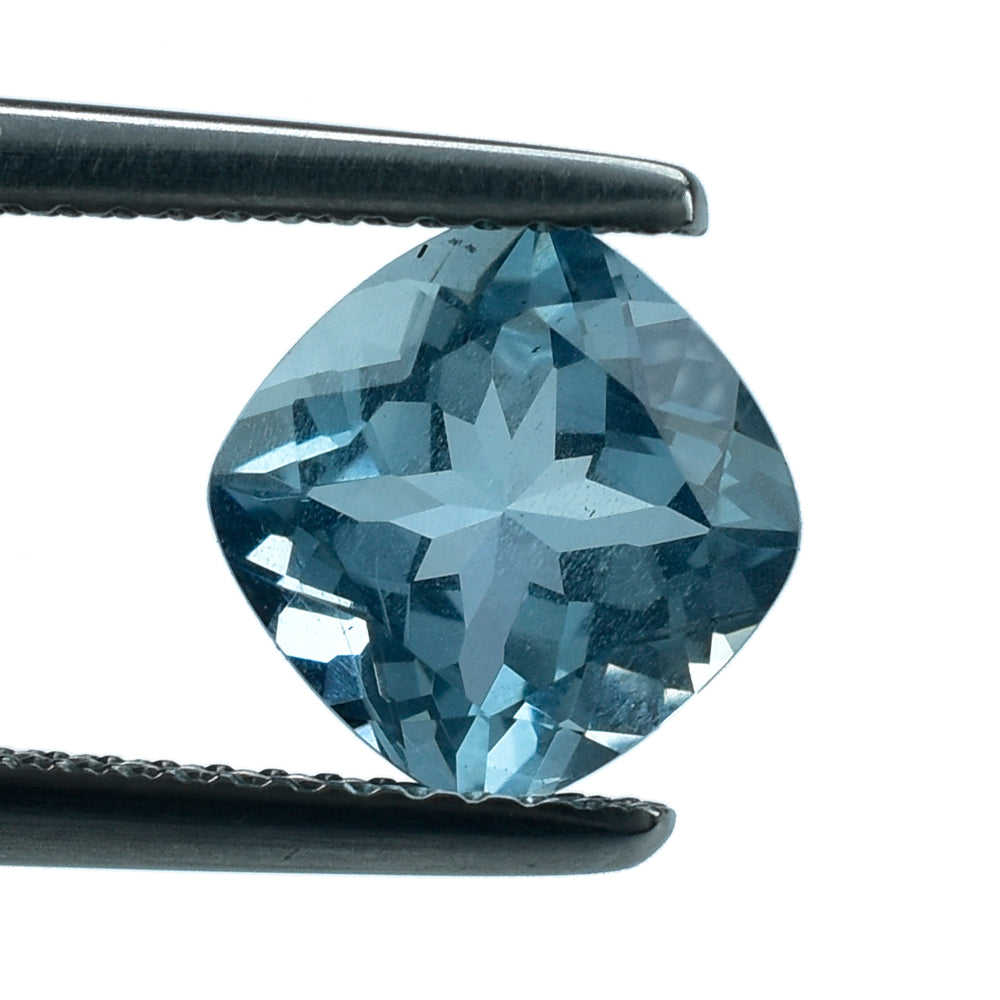 AQUAMARINE CUT CUSHION (A++++/SI) 8MM 1.97 Cts.