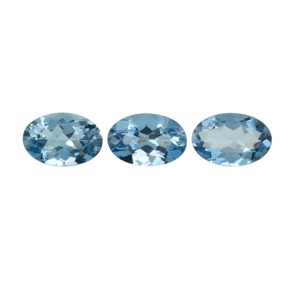 AQUAMARINE CUT OVAL 6X4MM 0.40 Cts.