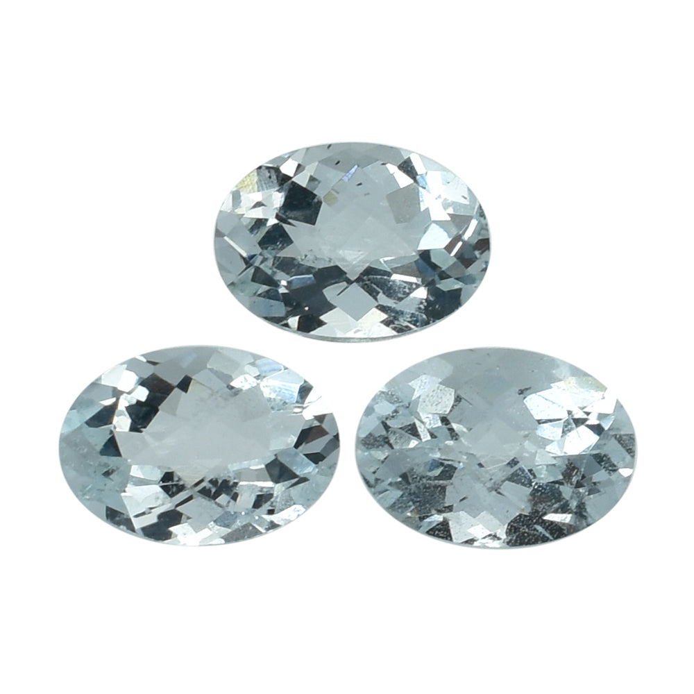 AQUAMARINE CHECKER CUT OVAL  7X5MM 0.71 Cts.