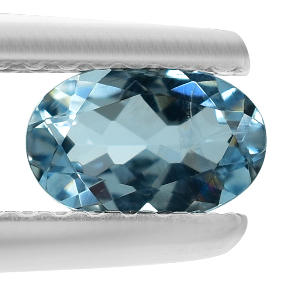 AQUAMARINE CUT OVAL 6X4MM 0.41 Cts.