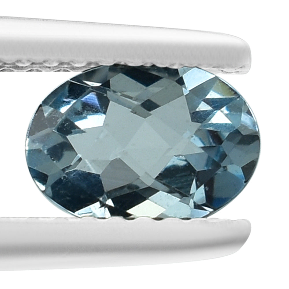 AQUAMARINE CHECKER CUT OVAL 7X5MM 0.65 Cts.