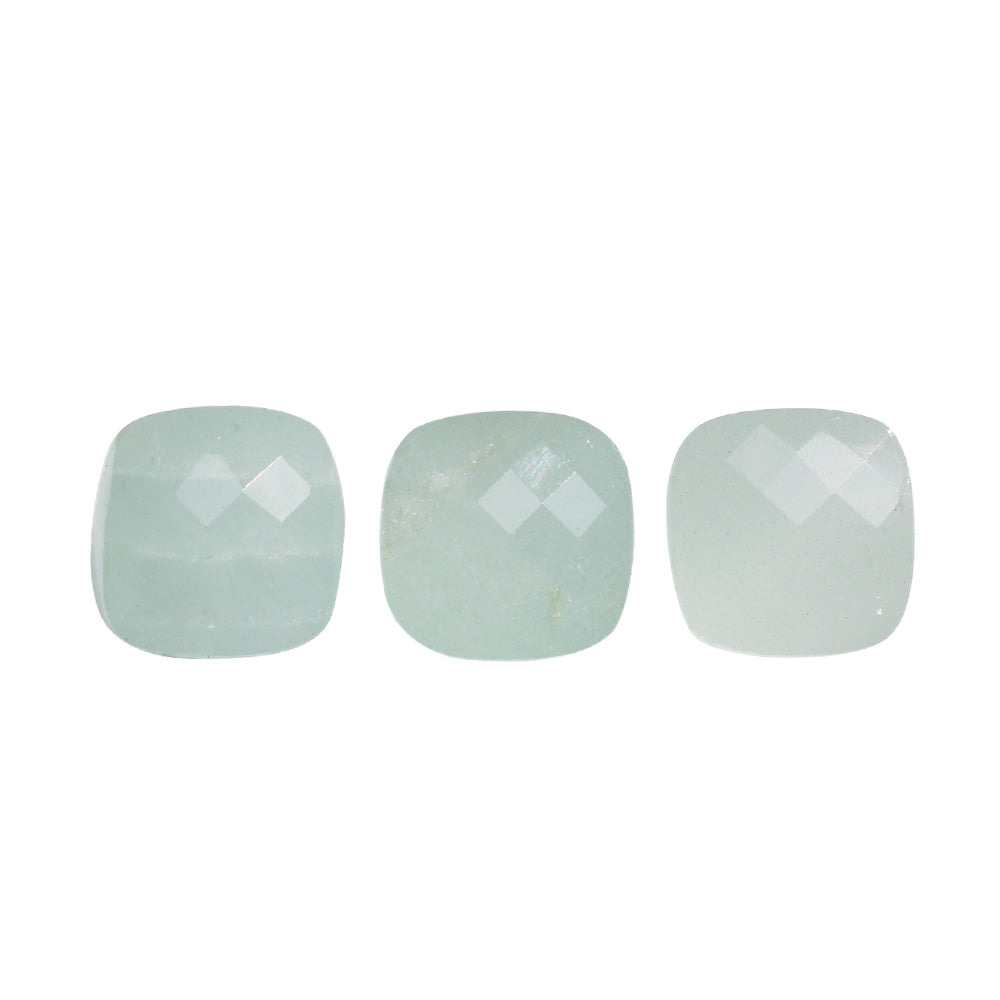 MILKY AQUAMARINE BOTTLE CORK 10MM 8.93 Cts.