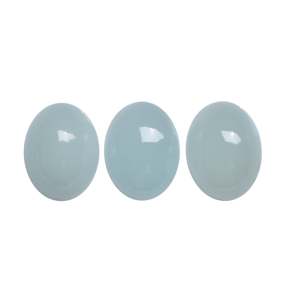 MILKY AQUAMARINE OVAL CAB 16x12MM 10.82 Cts.