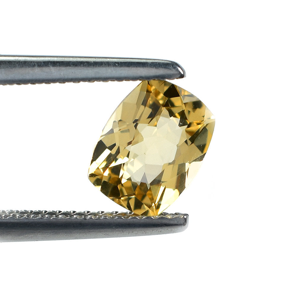 AQUAMARINE YELLOW CUT (DARK/CLEAN) CUSHION 8.00X6.00 MM 1.40 Cts.