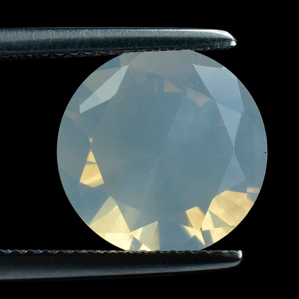 BLUE MOON QUARTZ DIAMOND CUT ROUND 12MM 5.83 Cts.