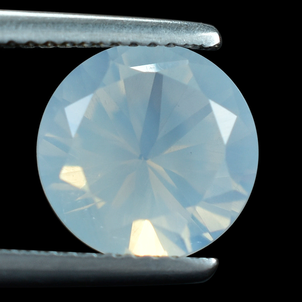 BLUE MOON QUARTZ DIAMOND CUT ROUND 10MM 3.39 Cts.
