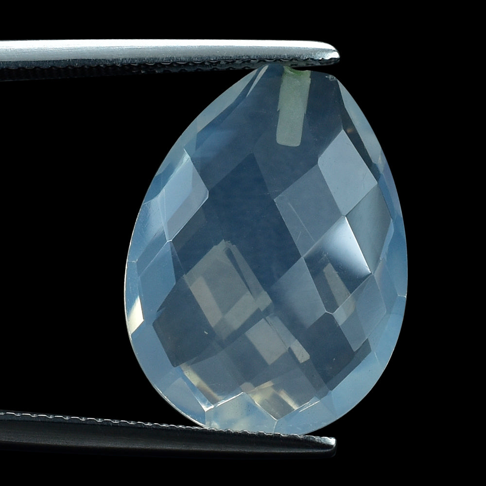 BLUE MOON QUARTZ BRIOLETTE PEAR (HALF DRILL) 20X15MM 11.70 Cts.