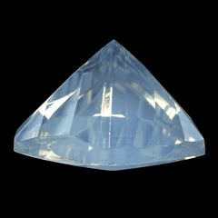 BLUE MOON QUARTZ LEAF CONCAVE TRILLION 14MM 7.00 Cts.