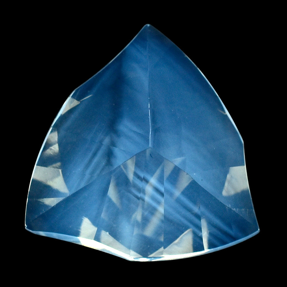 BLUE MOON QUARTZ LEAF CONCAVE TRILLION 14MM 7.00 Cts.