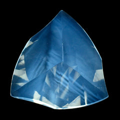 BLUE MOON QUARTZ LEAF CONCAVE TRILLION 14MM 7.00 Cts.