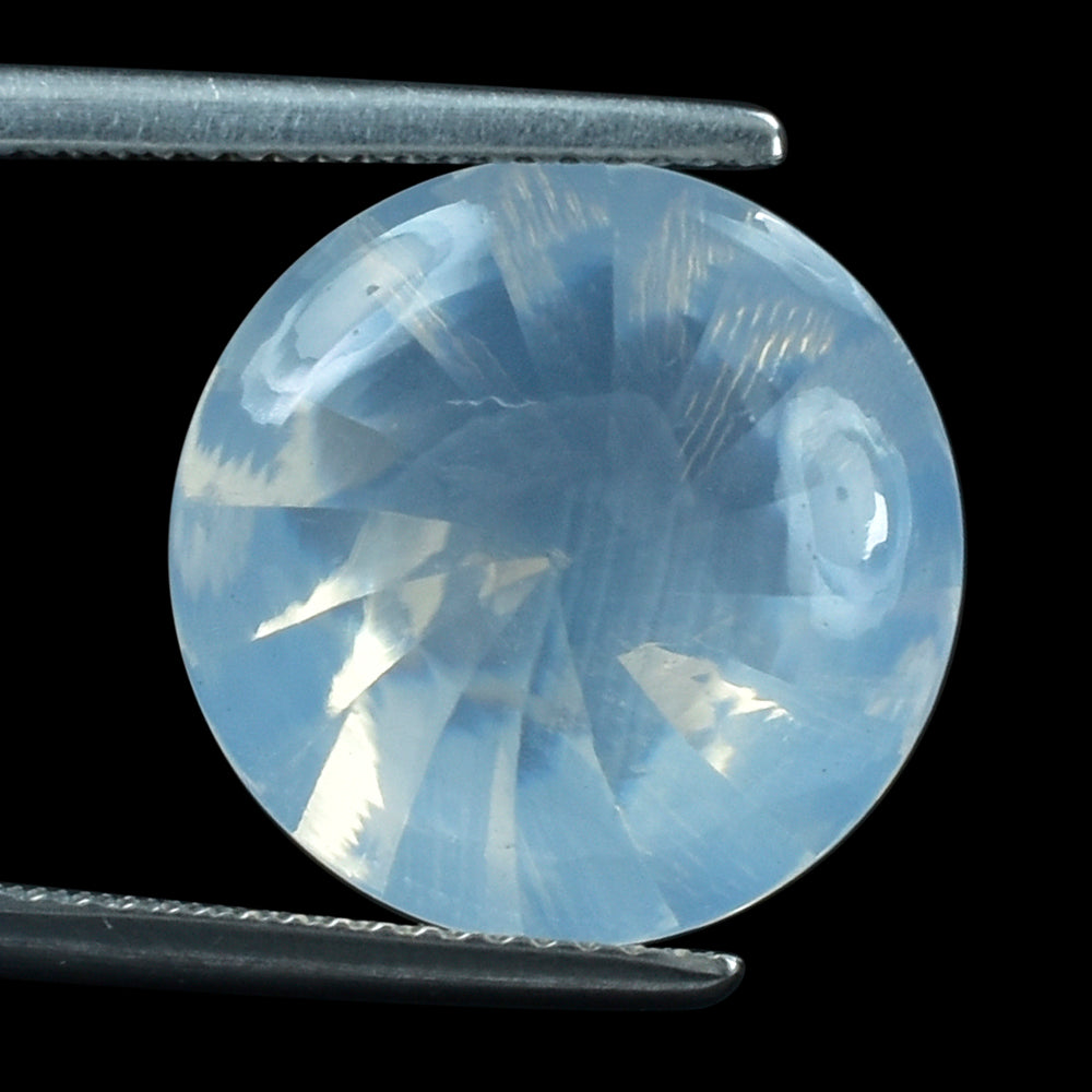 BLUE MOON QUARTZ BUFFTOP ROUND WITH TWISTED CONCAVE 15MM 9.48 Cts.