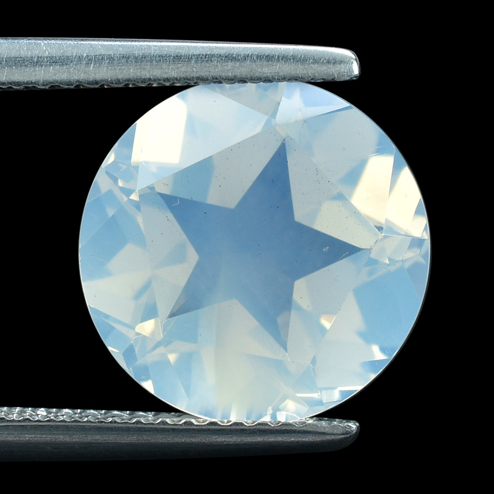 BLUE MOON QUARTZ PENTAGON ROUND WITH STAR CUT BACK (1ST) 15MM 11.86 Cts.