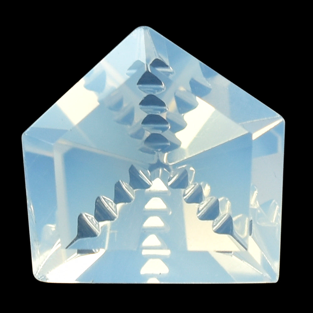 BLUE MOON QUARTZ ZIP CUT PENTAGON (1ST) 12MM 5.26 Cts.