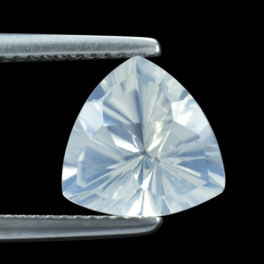 BLUE MOON QUARTZ TRIANGLE TOP DIAMOND CUT BACK TRILLION (DES#90) 10MM 2.91 Cts.