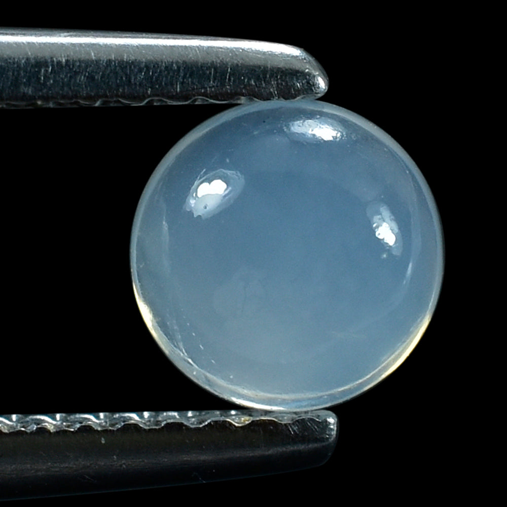 BLUE MOON QUARTZ ROUND CAB 6MM 0.88 Cts.