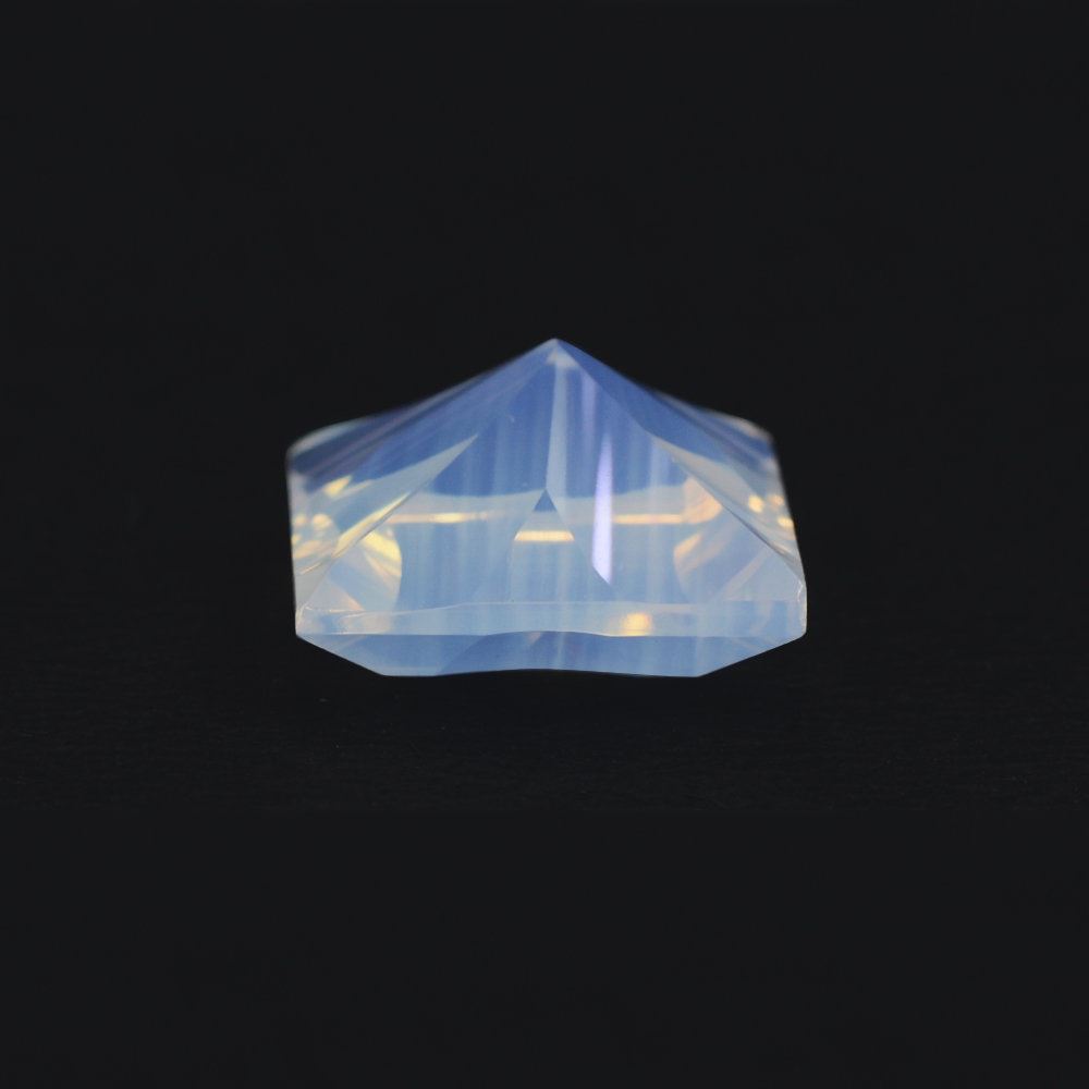 BLUE MOON QUARTZ CONCAVE NINETY CUT SQUARE (DES#52) 12MM 6.60 Cts.