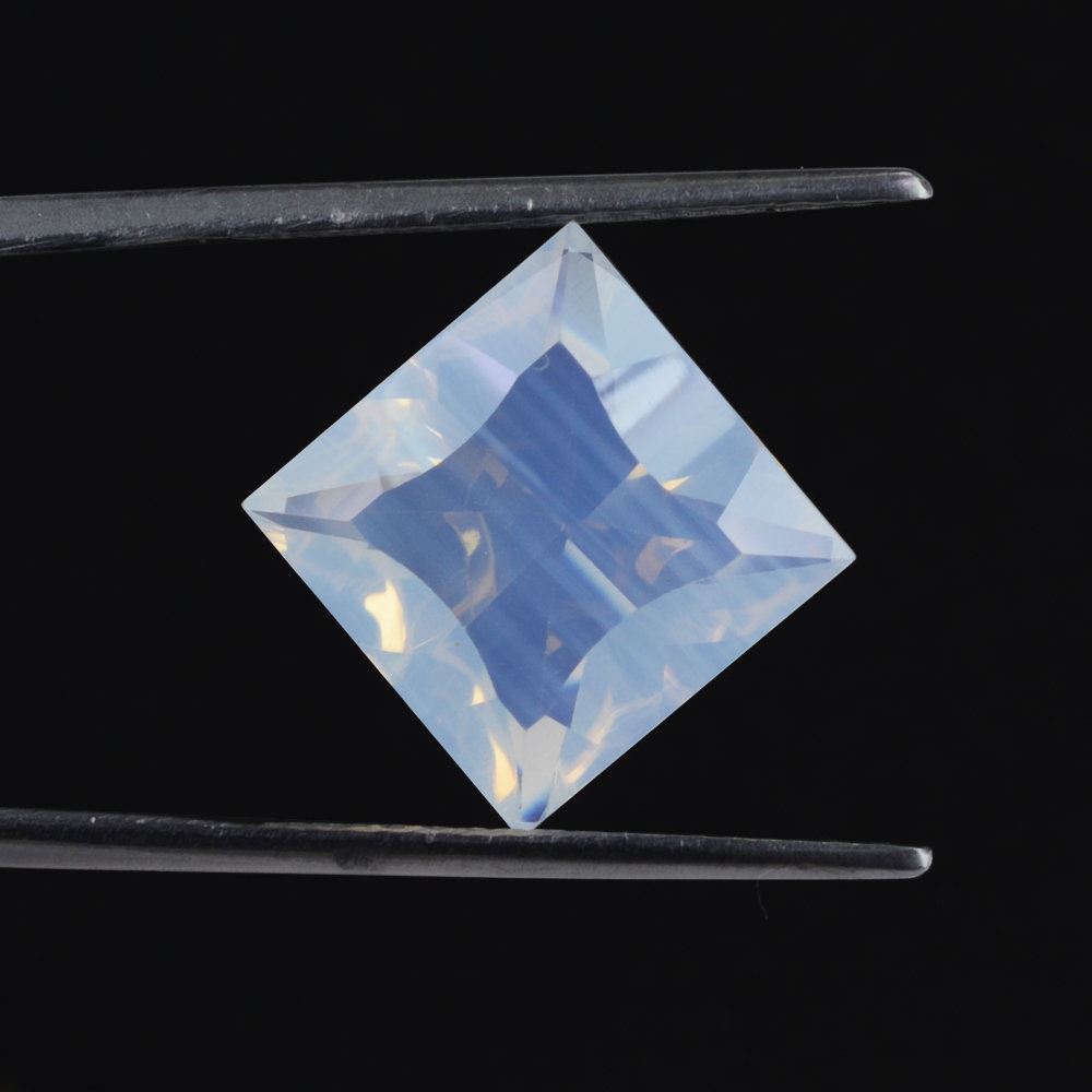 BLUE MOON QUARTZ CONCAVE NINETY CUT SQUARE (DES#52) 12MM 6.60 Cts.