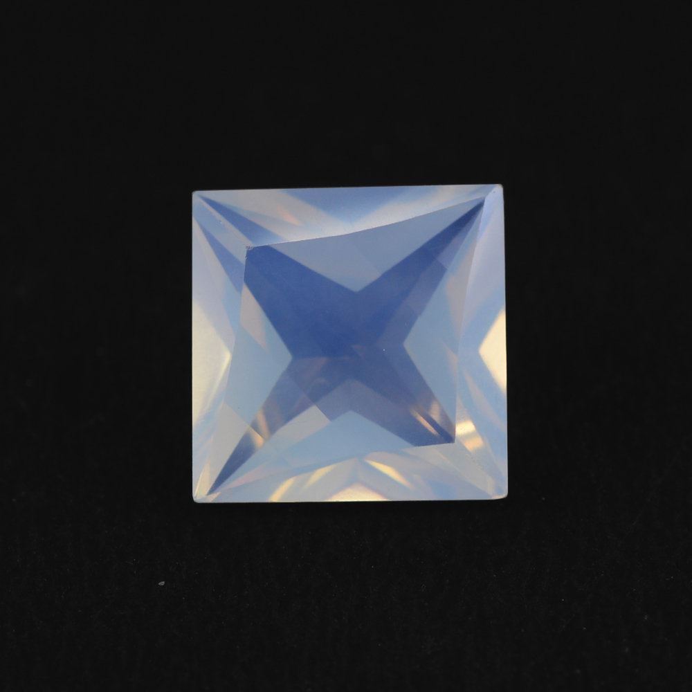 BLUE MOON QUARTZ PRINCESS CUT BACK SQUARE (DES#91) 10MM 4.50 Cts.